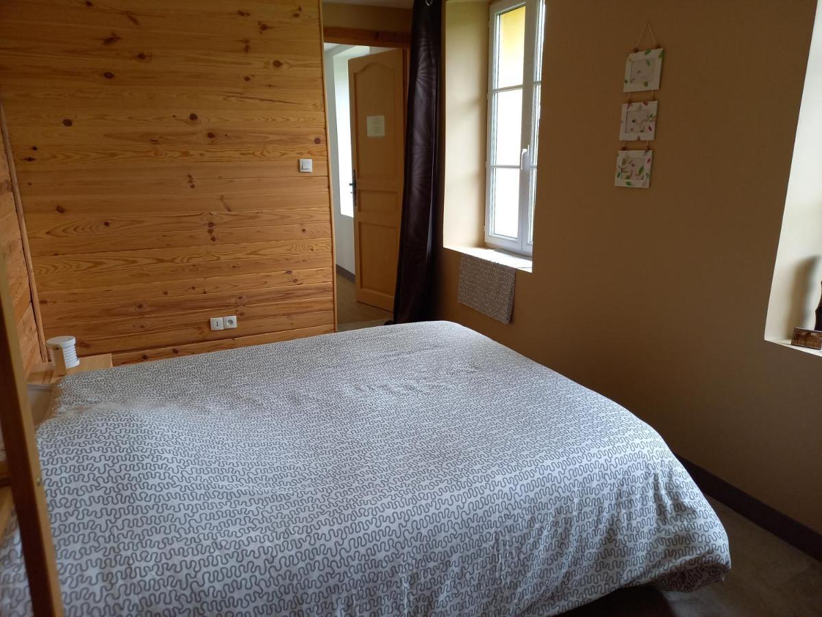 La Fermette - D'hotes Dans Environnement Calme Et Arbore Saint-Jean-des-Baisants